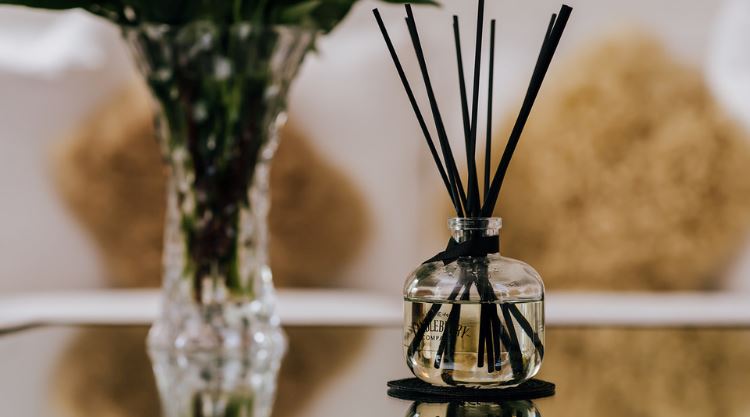 Long-Lasting Reed Diffusers - The Candleberry® Candle Company 
