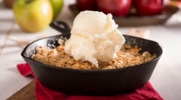 Yummy Apple Crisp Recipe - The Candleberry® Candle Company 